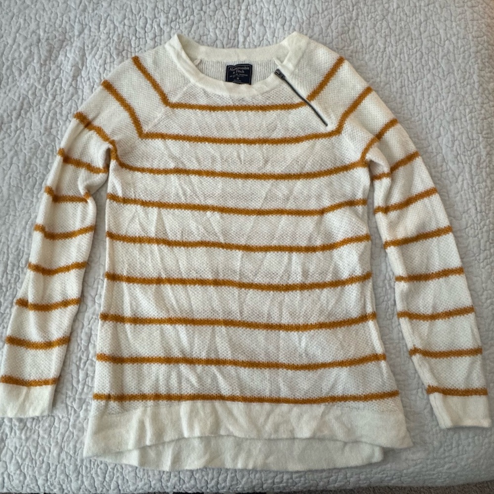 Abercrombie & Fitch Women's Knit Sweater with Stripes